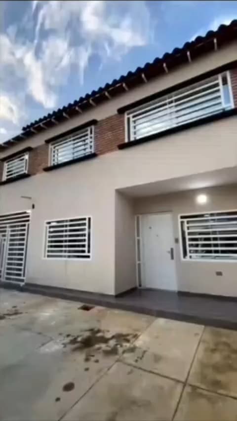Townhouse en venta en Villa Rebeca, Alto Barinas Sur - Imagen 1