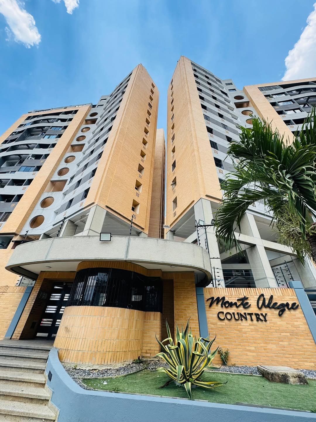 Apartamento amoblado en venta, Res. Monte Alegre Country, Tazajal - Imagen 1