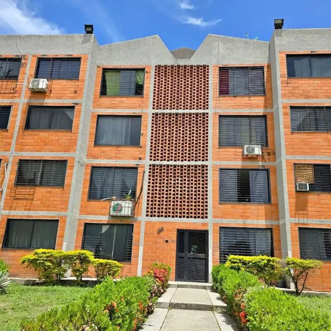Apartamento en Venta, Parque Coropo, Santa Rita, Aragua - Imagen 1